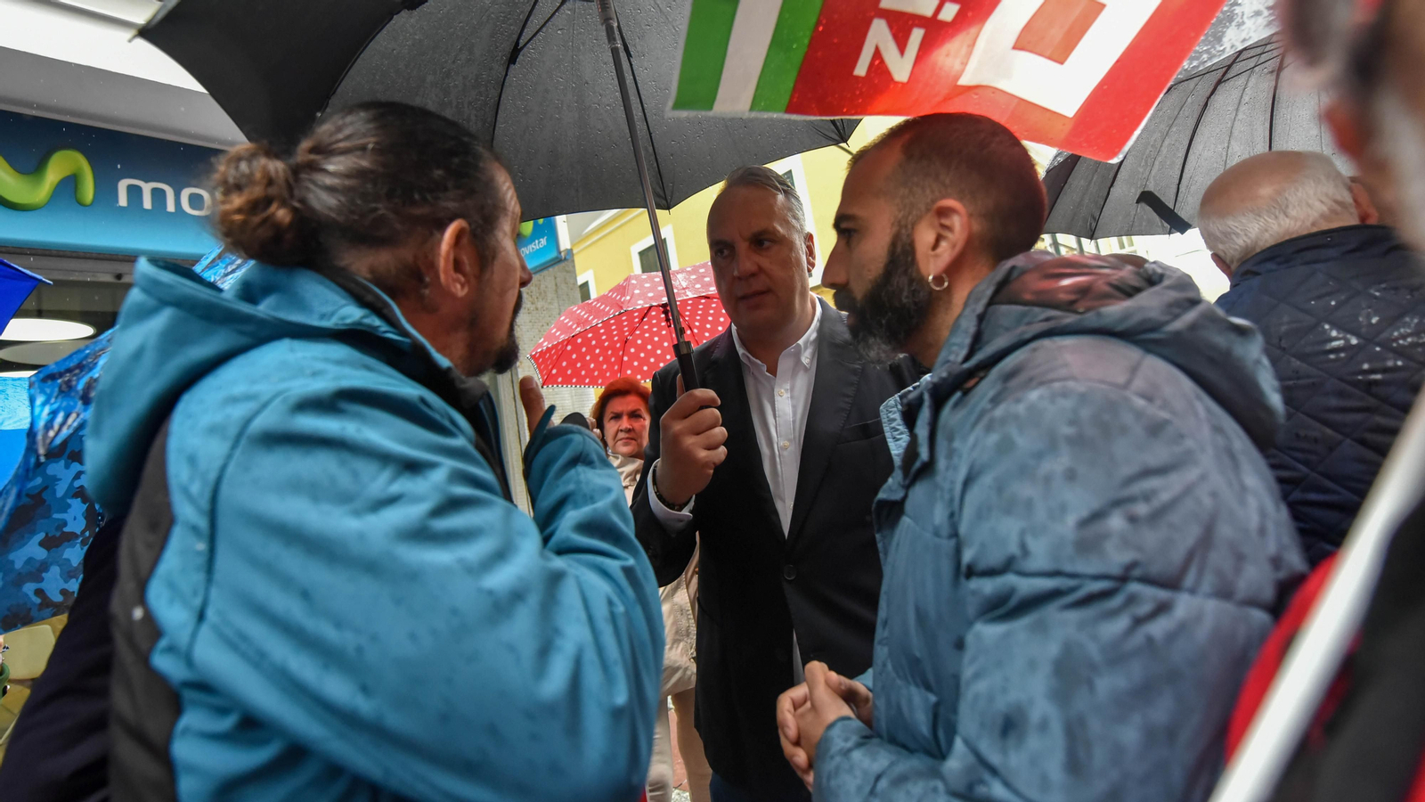 Protesta de padres por la falta de monitores de integración PTIS, en imágenes