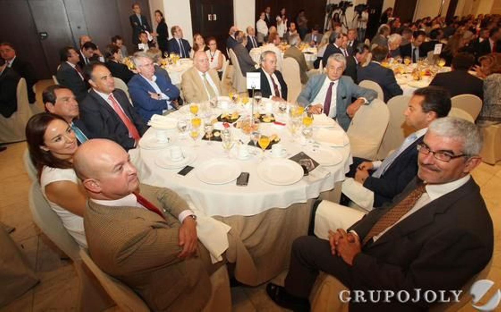 Carlos Arizaga, Rosa Santos, Antonio Díaz, Francisco Rodríguez, Francisco José Juan, Gregorio Medina, Antonio Sánchez, Julio Montesinos, Manuel Torreglosa y Ángel Navarro.

Foto: Belén Vargas / Juan Carlos Vázquez