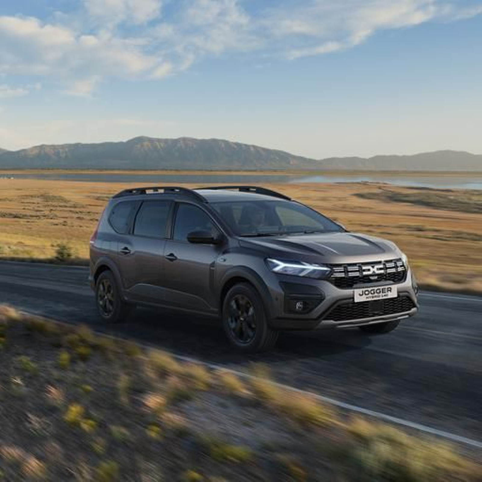 Dacia Jogger Hybrid 140, híbrido con cinco o siete plazas y desde 24.450 euros