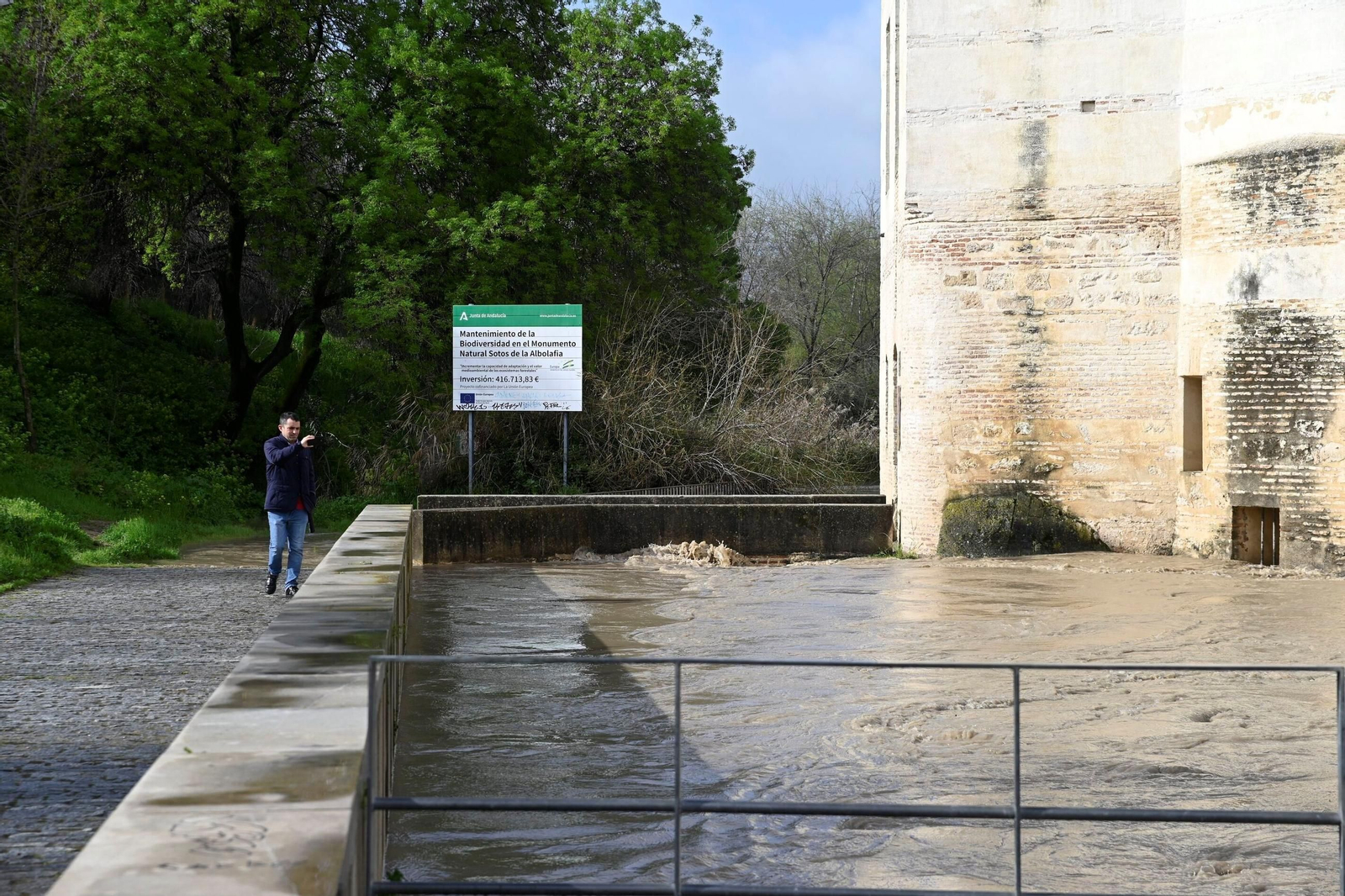 Las imágenes de la crecida del río Guadalquivir en Córdoba por las lluvias