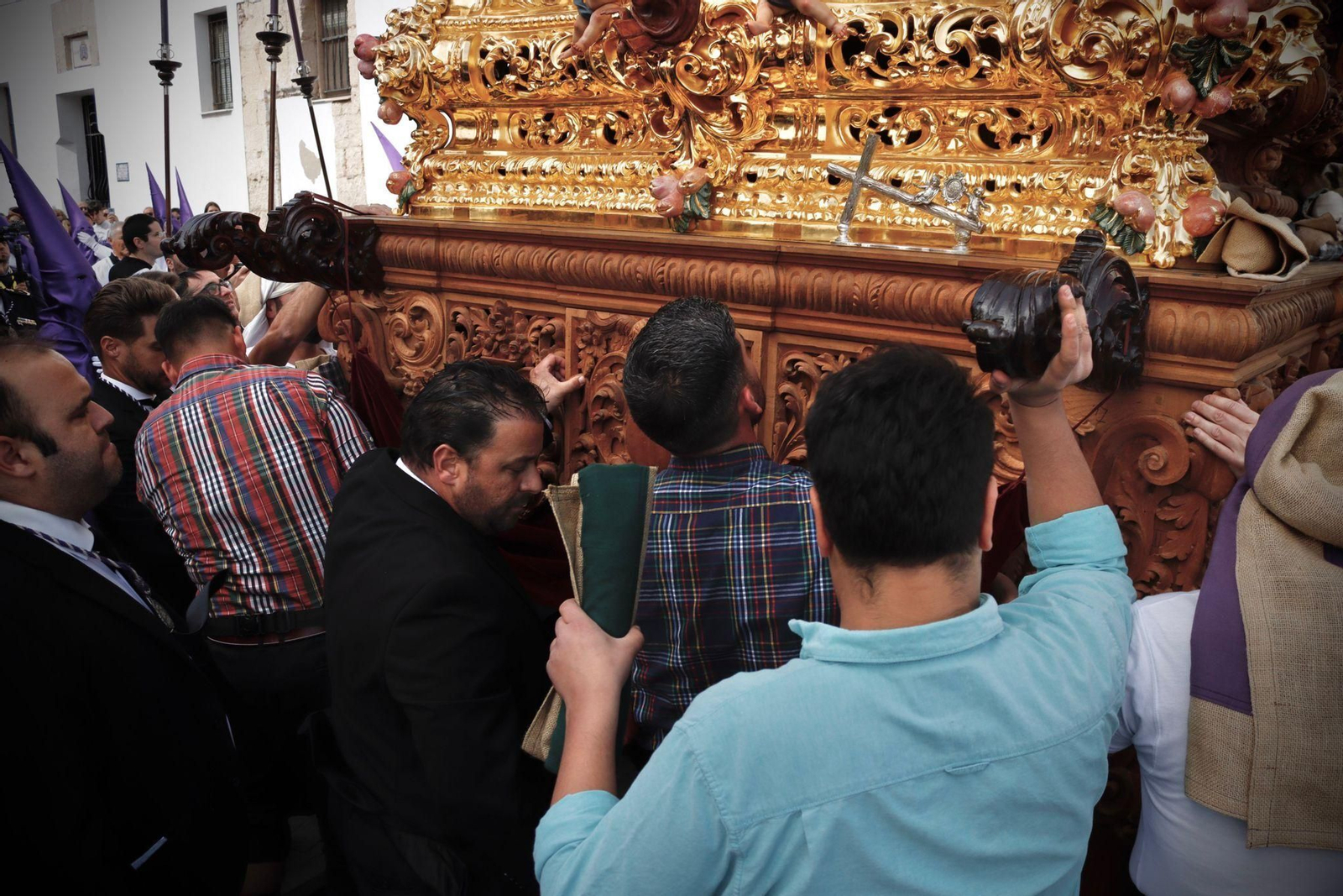 Jueves Santo en El Puerto 2023: Las imágenes de la Humildad y Paciencia