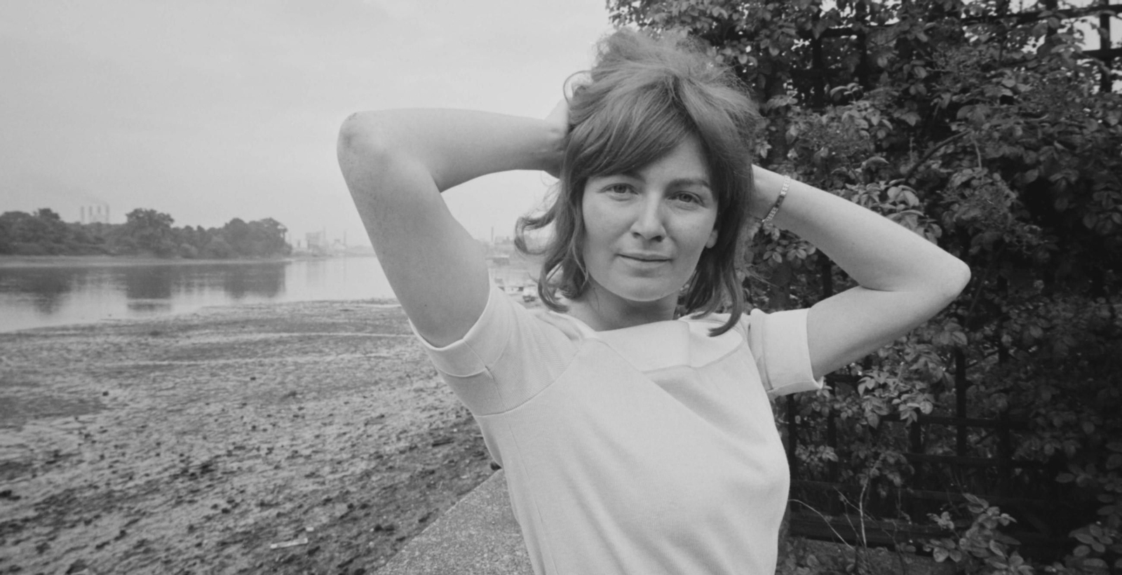 Edna O'Brien (1930-2024) en 1968.
