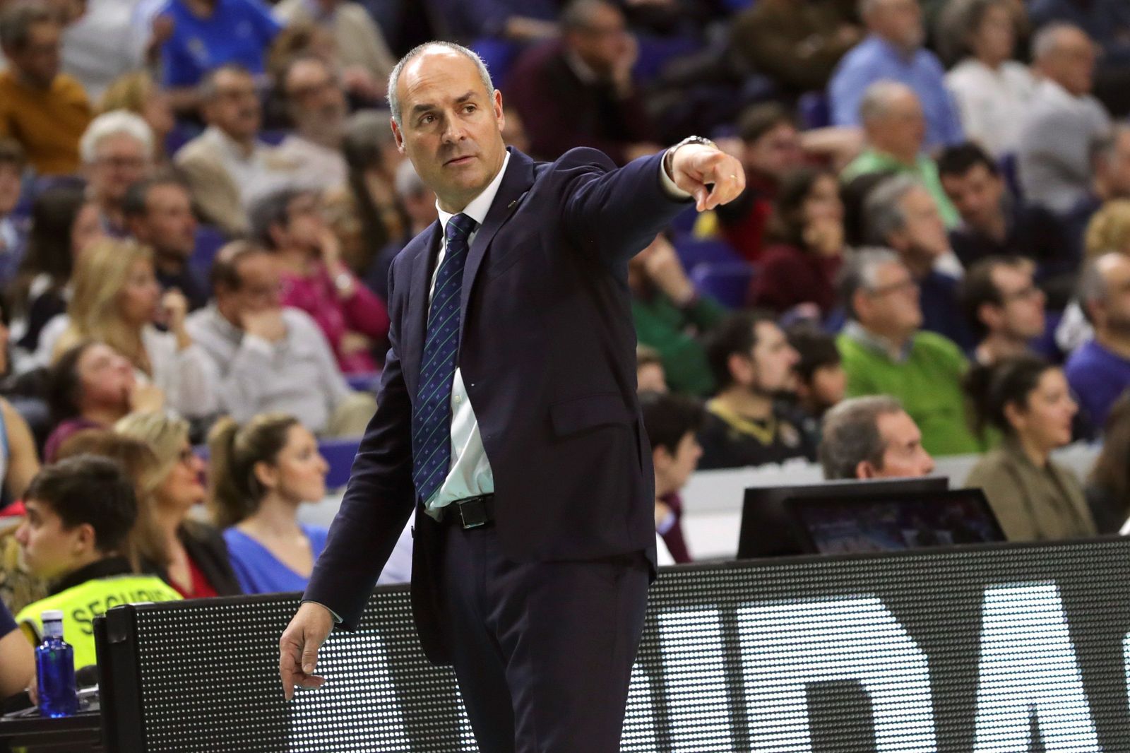 Curro Segura vuelva a España para dirigir al San Pablo Burgos.