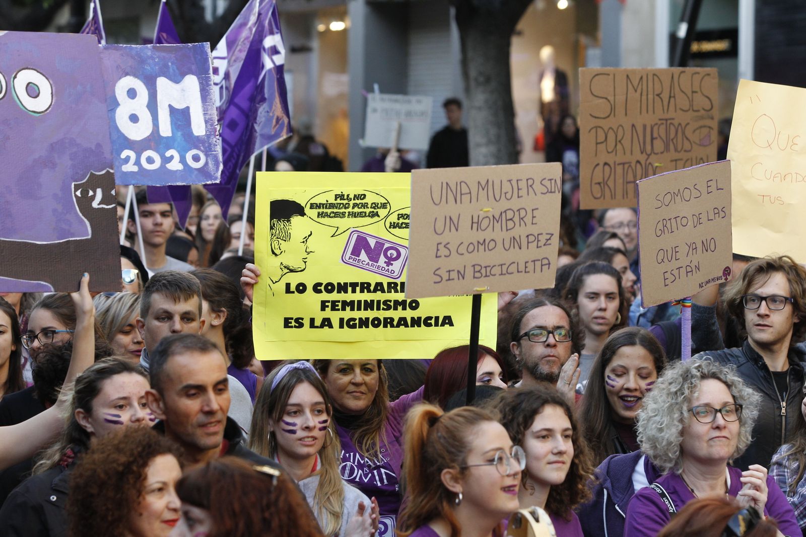 Fotogalería manifestación Día Internacional de la Mujer