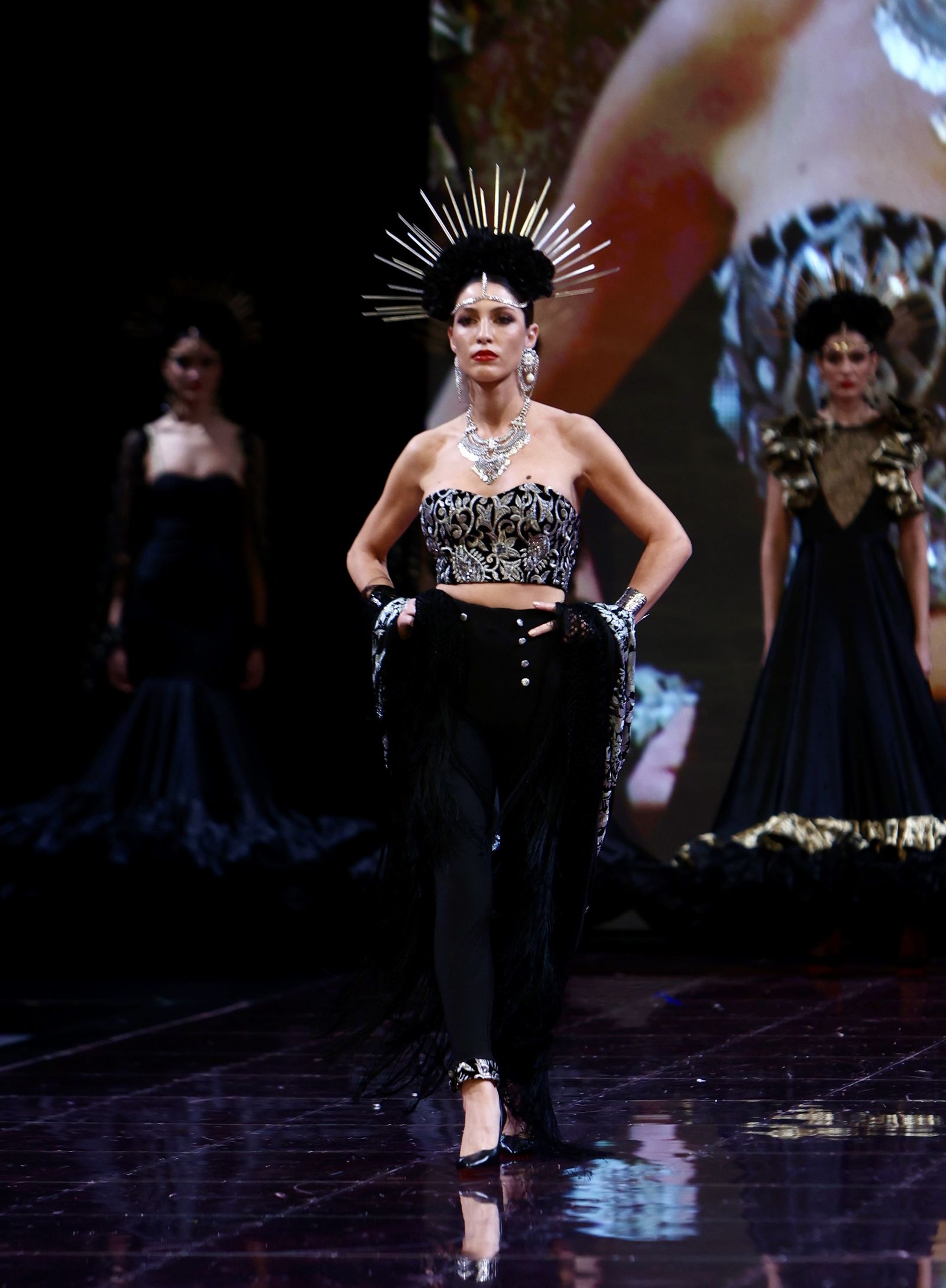 Desfile de Javier del Álamo en SIMOF 2024, todas las fotos