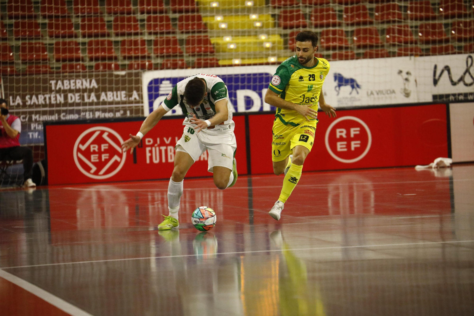 Las mejores fotos de la victoria del Córdoba Futsal ante el Jaén Paraíso Interior