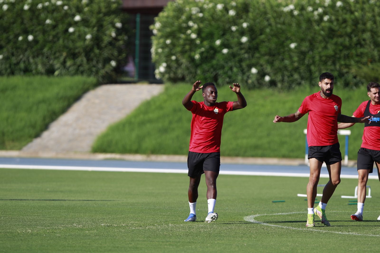 Imágenes del primer entramiento de la U.D. Almería en la Liga Santander, temporada 2022-2023