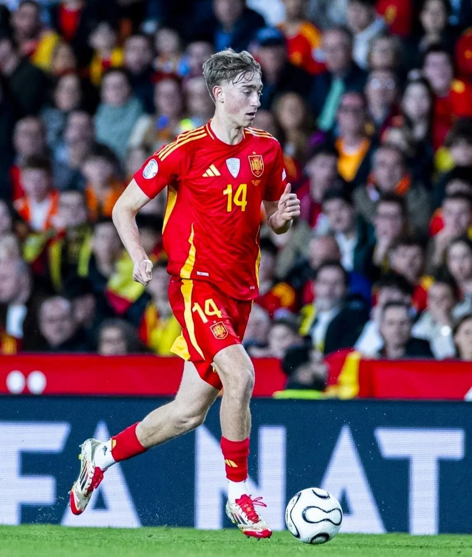 La carrera de Dean Huijsen en fotos: Málaga, España, Juventus, Roma, Bournemouth, Países Bajos