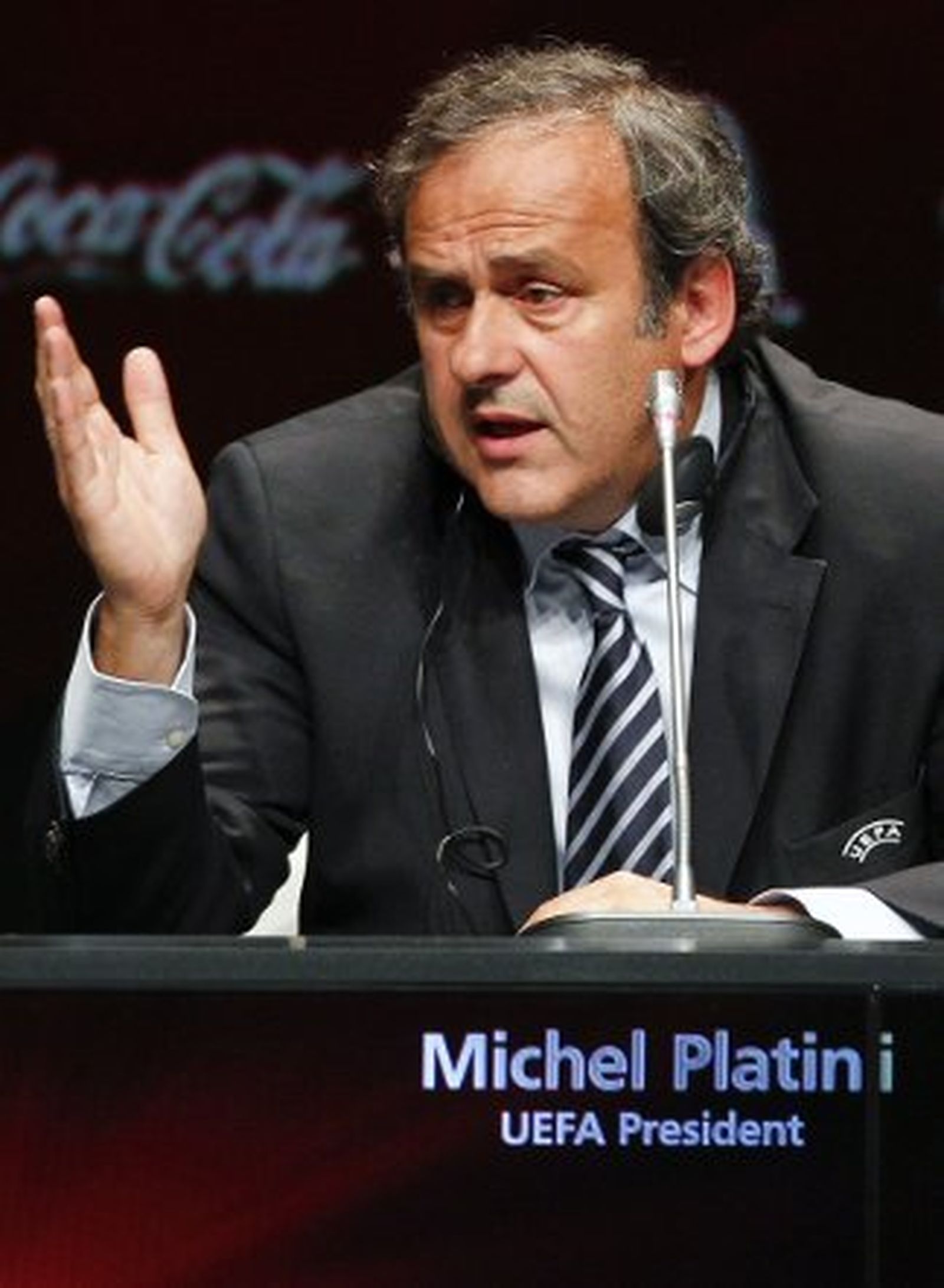 Un informe muestra que la UEFA conocía en 1998 que Platini cobraba de la FIFA