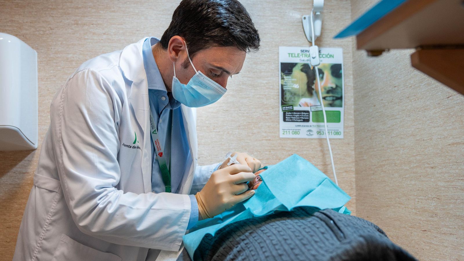 El oftalmólogo del Hospital Reina Sofía Fabio Contieri.