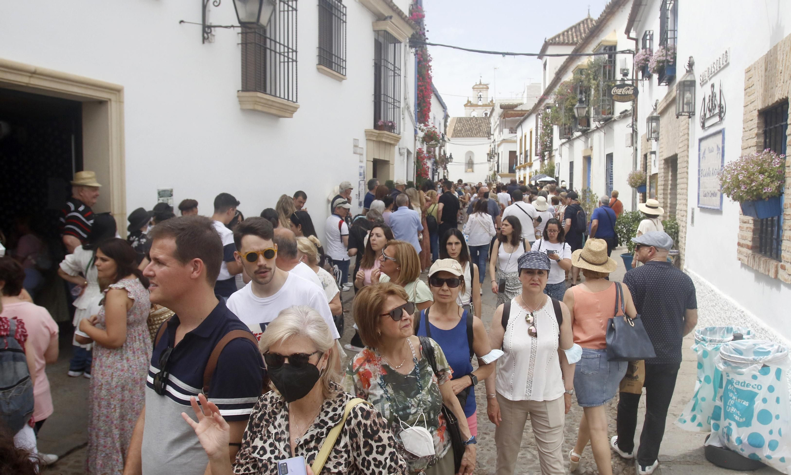 Un sábado de bulla en los Patios de Córdoba, en fotografías