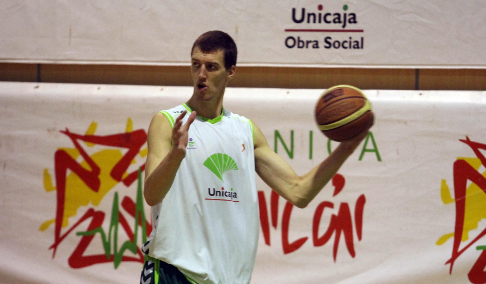 La carrera de Ognjen Kuzmic, en fotos