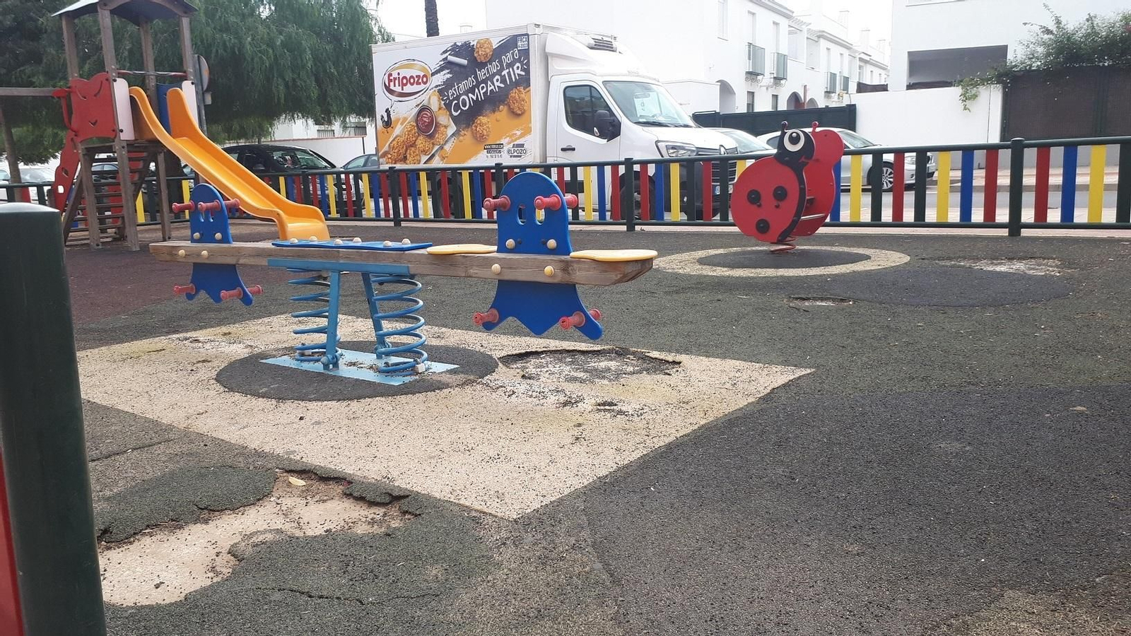 Uno de los parques infantiles de la ciudad