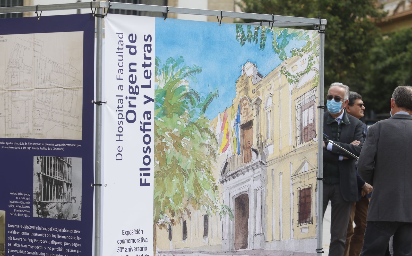 La exposición de la historia de la Facultad de Filosofía y Letras de Córdoba, en imágenes