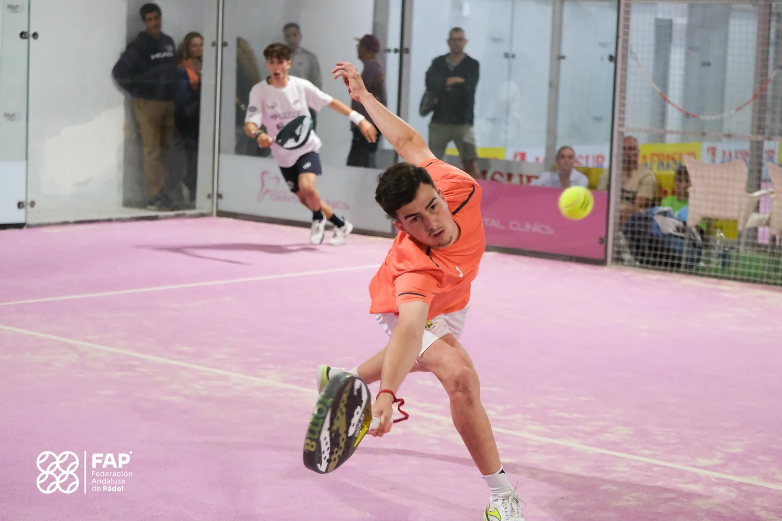 Las promesas andaluzas  del pádel a nivel masculino y femenino se dieron cita en Jaén.