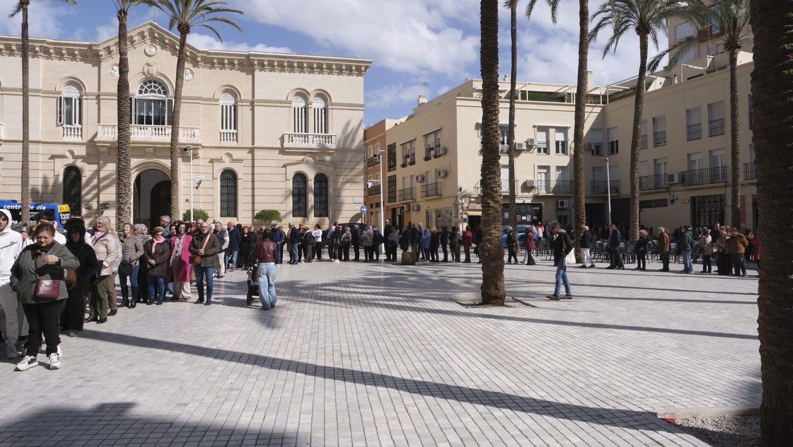 El besapiés del Cristo de Medinaceli en imágenes