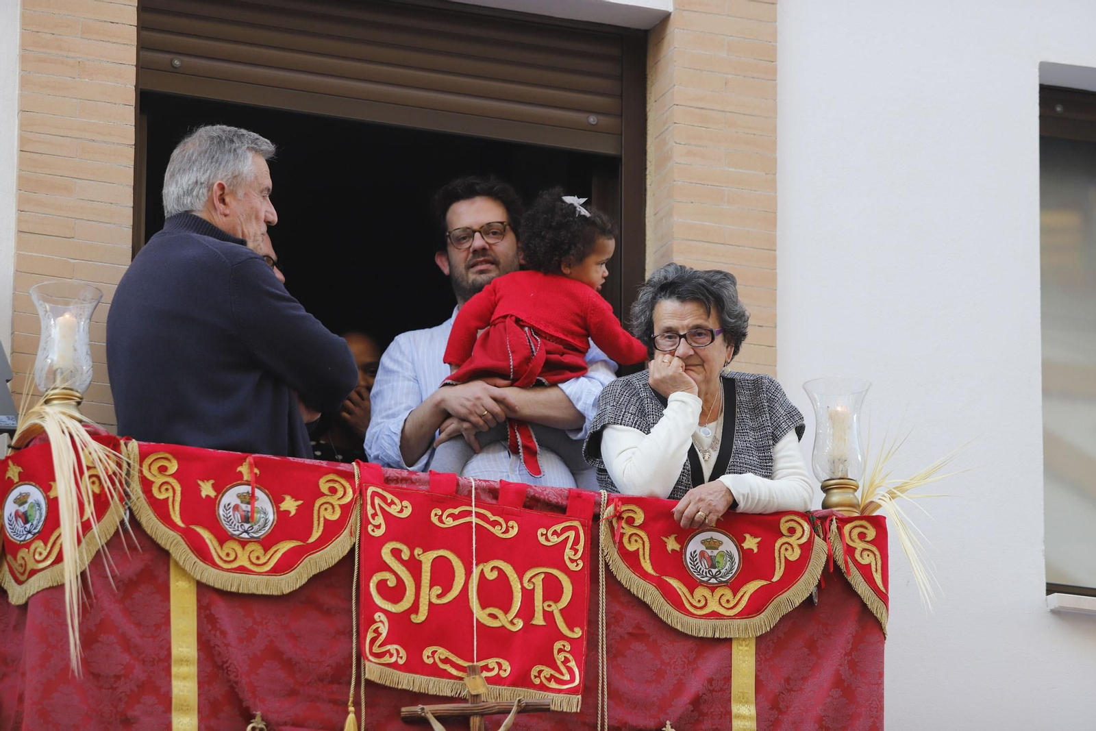 Imágenes de la estación de penitencia de la Hermandad de La Esperanza de Huelva