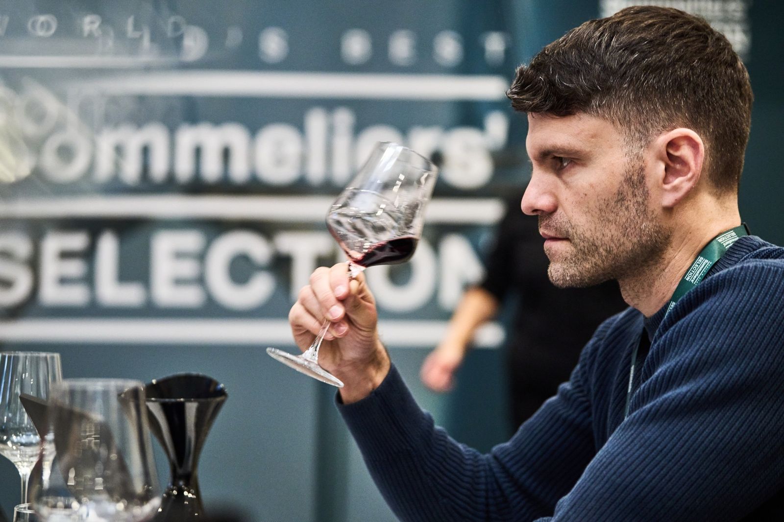 Un sumiller durante una edición anterior de la World's Best Sommeliers' Selection.