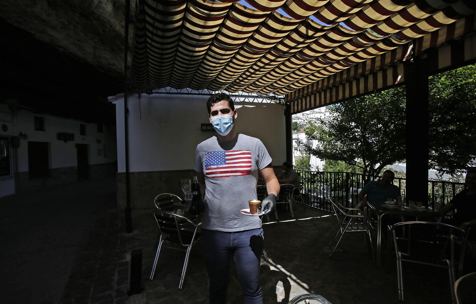 El despertar de la Sierra, Grazalema, Setenil de las Bodegas, Zahara de la Sierra.