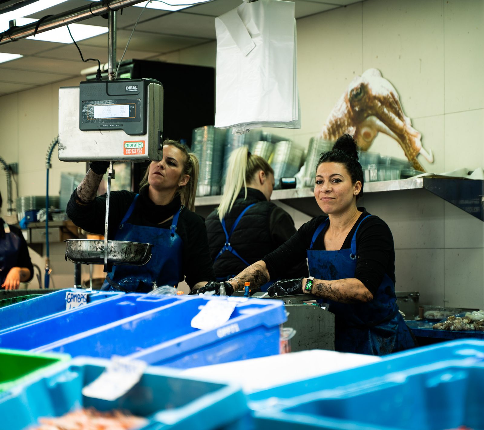 Imágenes del ambiente en el Mercado del Carmen en la mañana del martes
