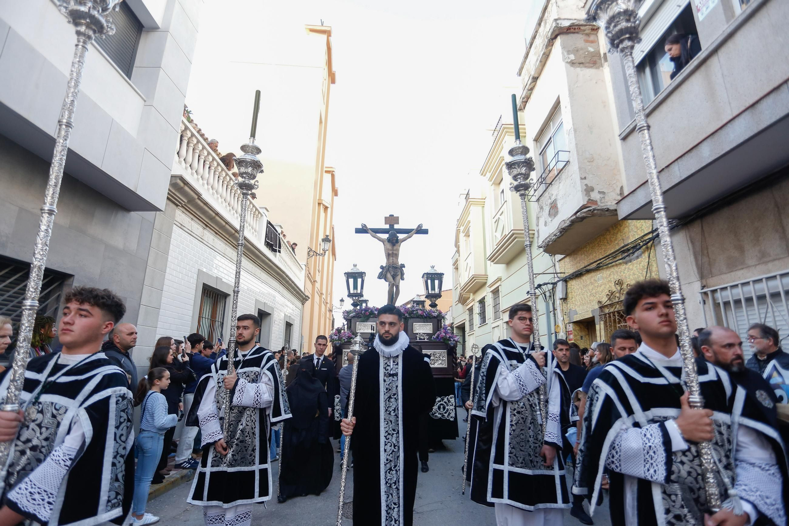 Fotos del Lunes Santo en La Línea: El Silencio