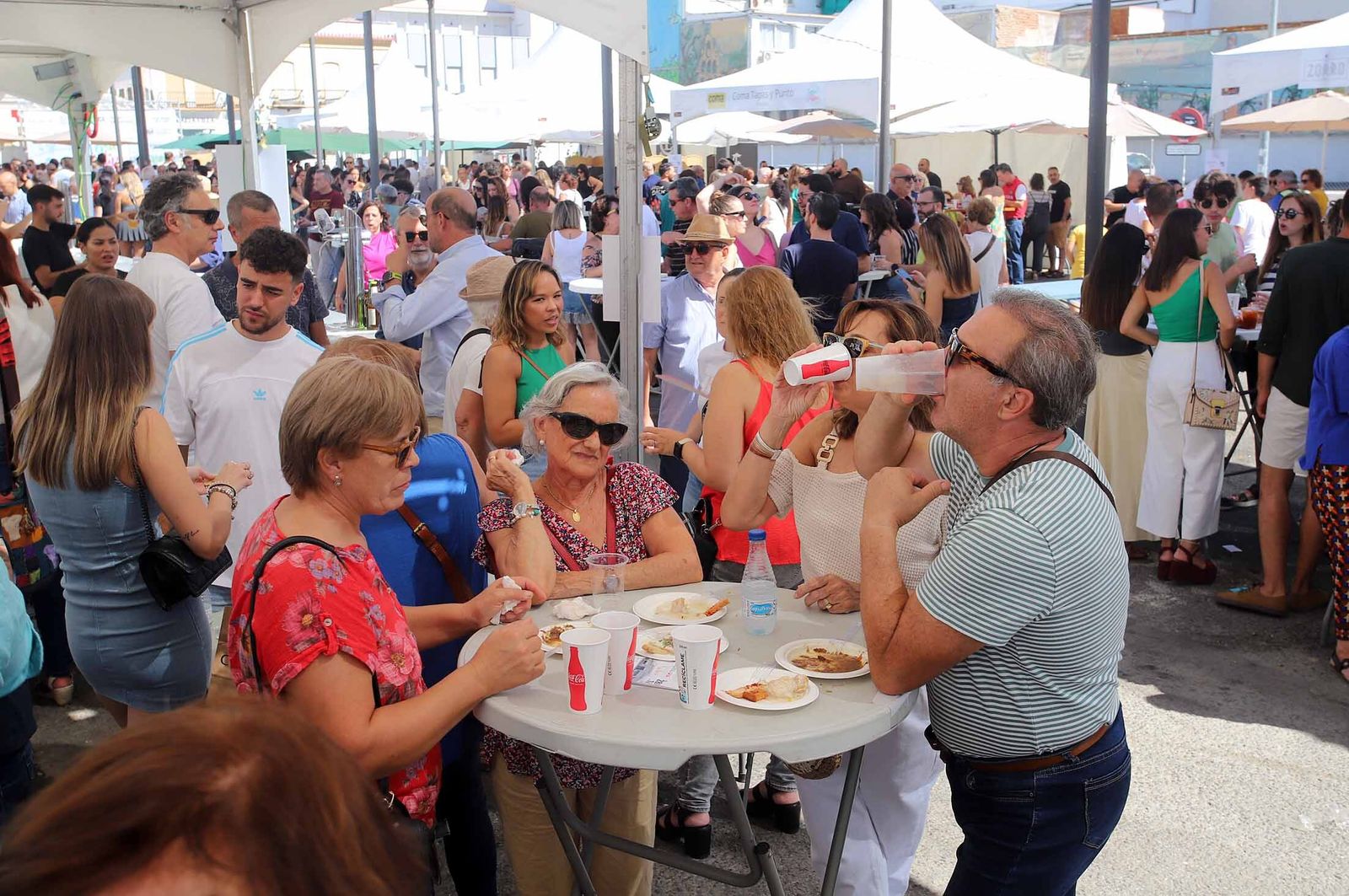 Imágenes del ambiente en la Feria de la Tapa de Huelva