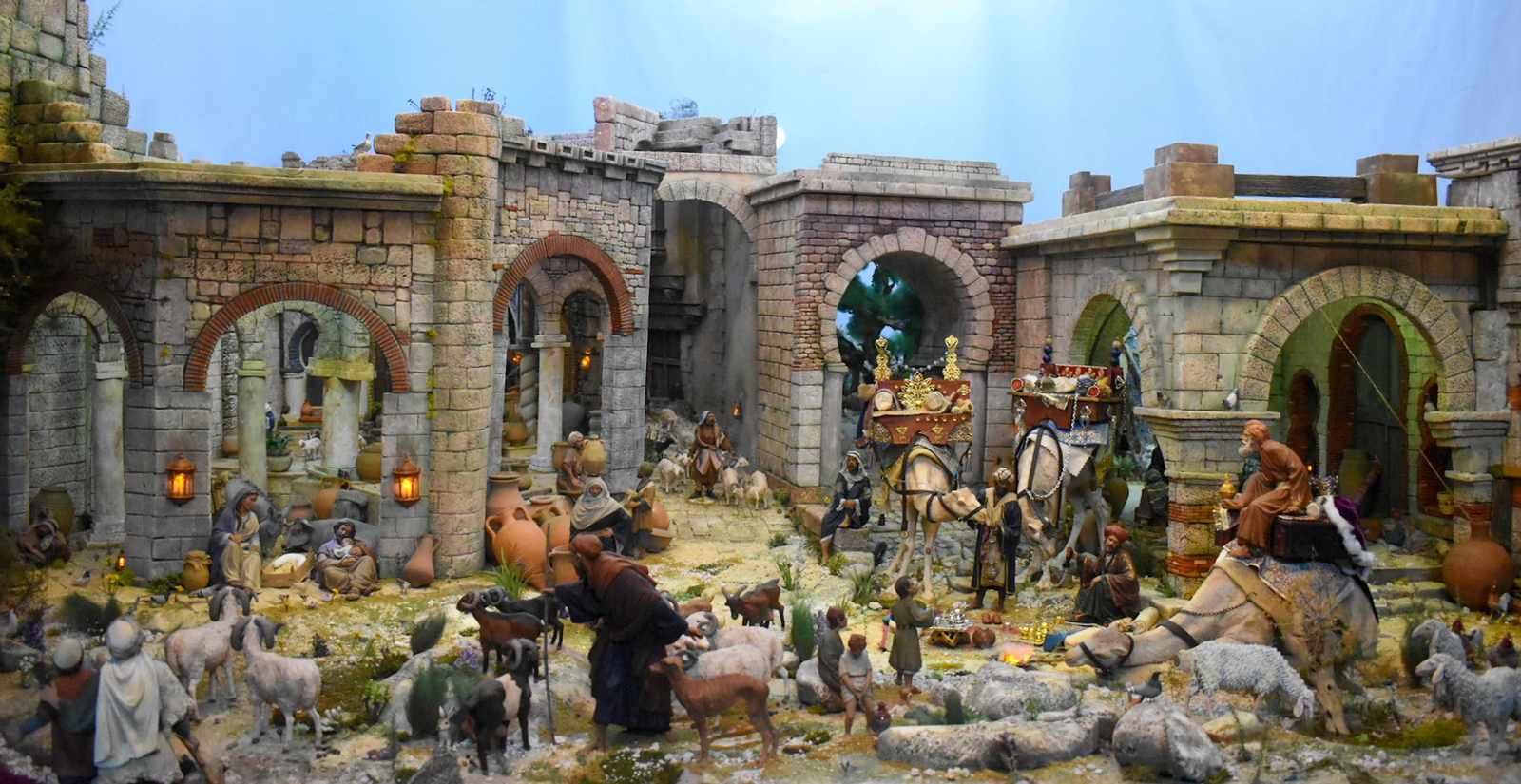 SEBASTIÁN TRUJILLO PAREJA Lugar of Soprani, 7 (local) Horario: Laborables: 20.00 h a 22.00  h Festivos: 20.00 h, a 22.00 h.