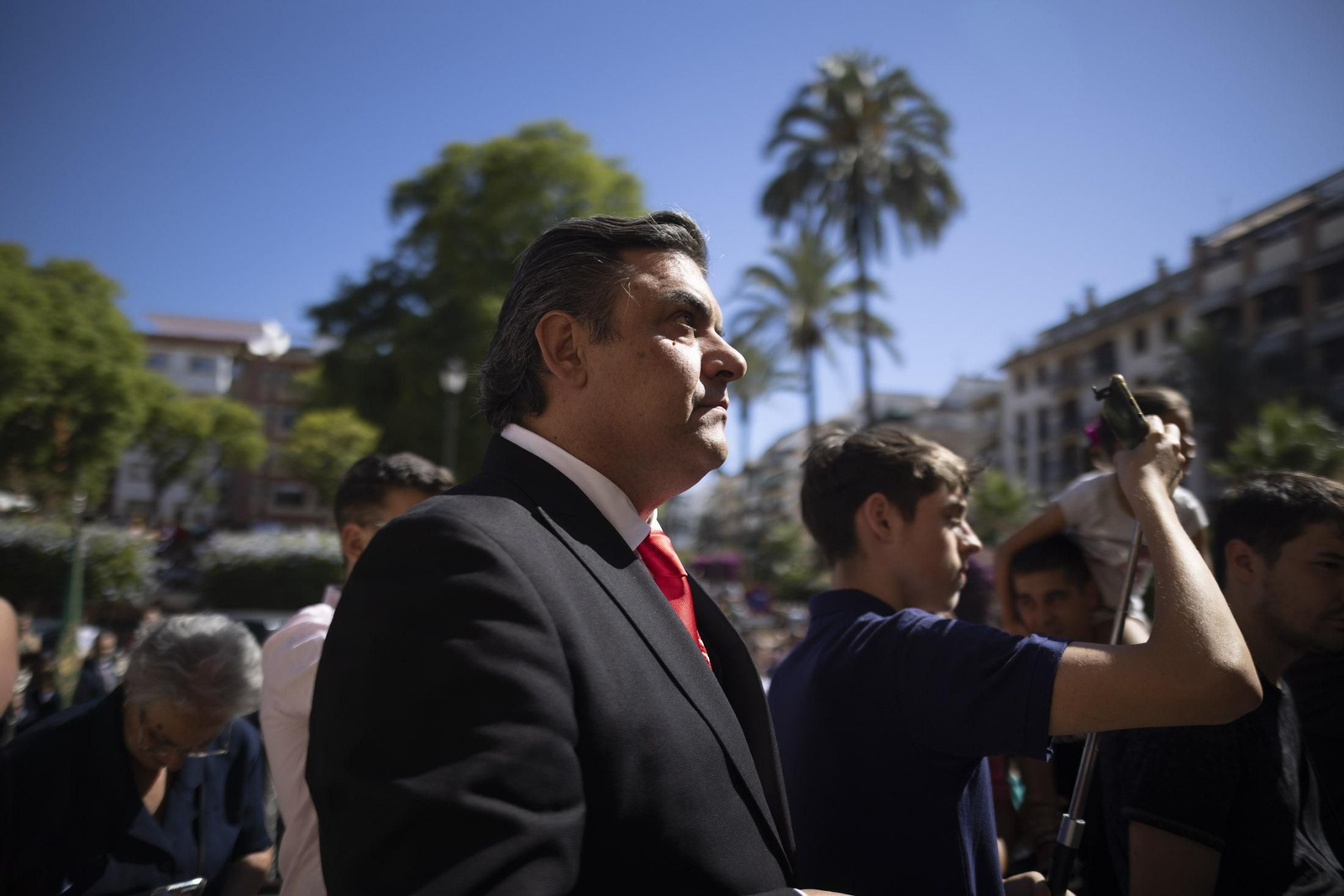 Imágenes de la salida extraordinaria de La Borriquita por las calles de Huelva
