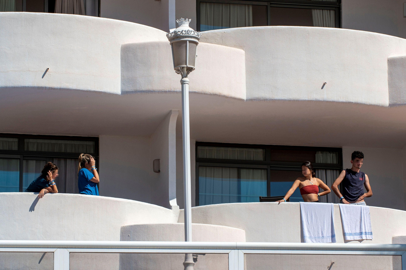 Estudiantes aislados en un hotel de Mallorca por el macrobrote de coronavirus