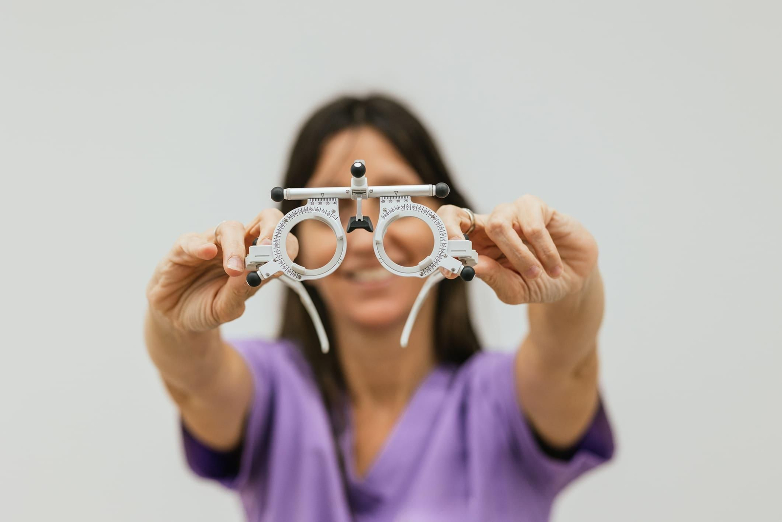 Una correcta salud visual influye en la prevención de accidentes, en el aprendizaje de los más pequeños y en el rendimiento laboral.