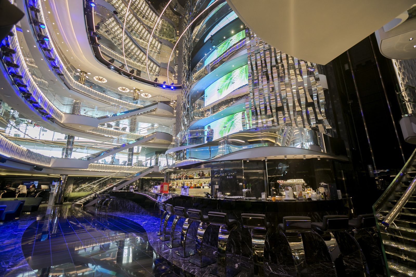 El espectacular 'MSC Seaview', al detalle