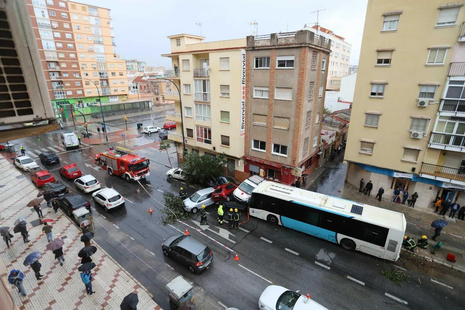 Fotos del accidente del autobús en Málaga