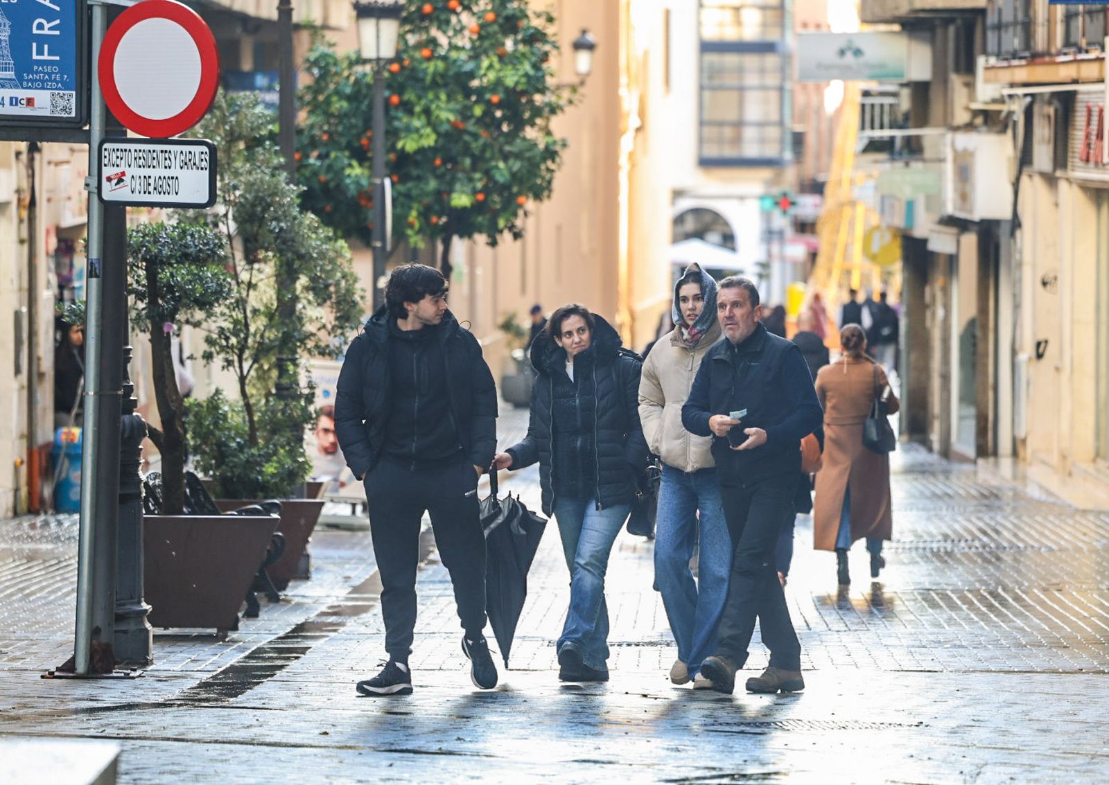 Fotografías de ambiente de frío y lluvia en la ciudad