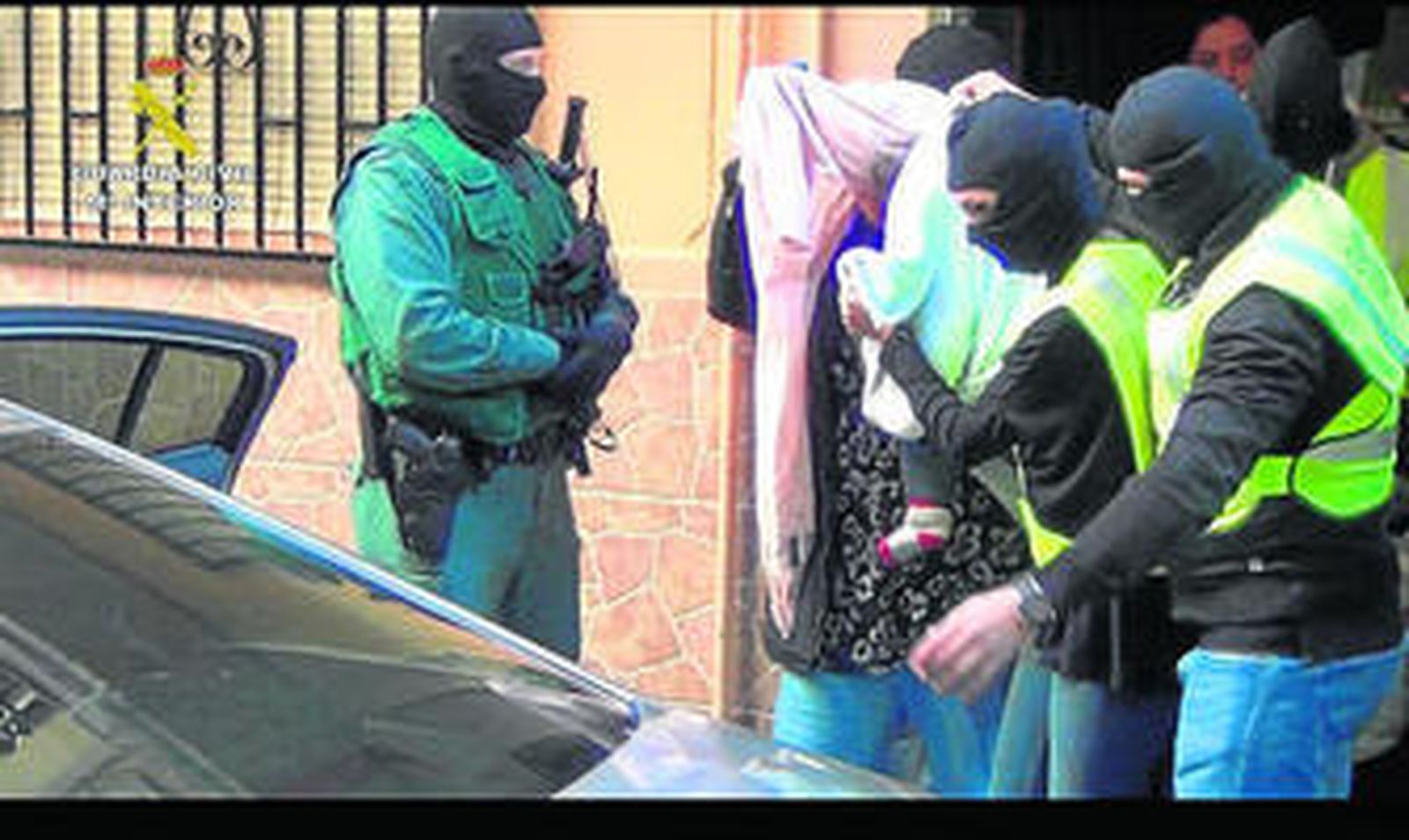 La mujer detenida en Algeciras estuvo presente en el registro en Granada.