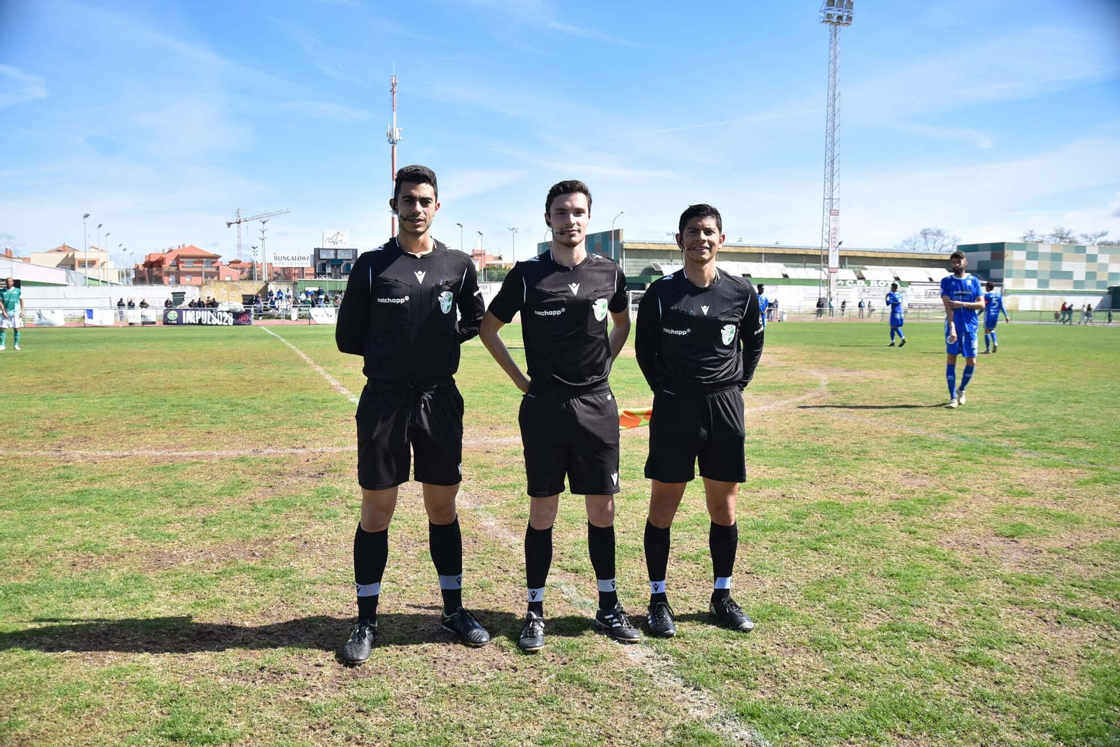 Espina Domínguez y sus asistentes en el partido Rota-Xerez CD del pasado curso.