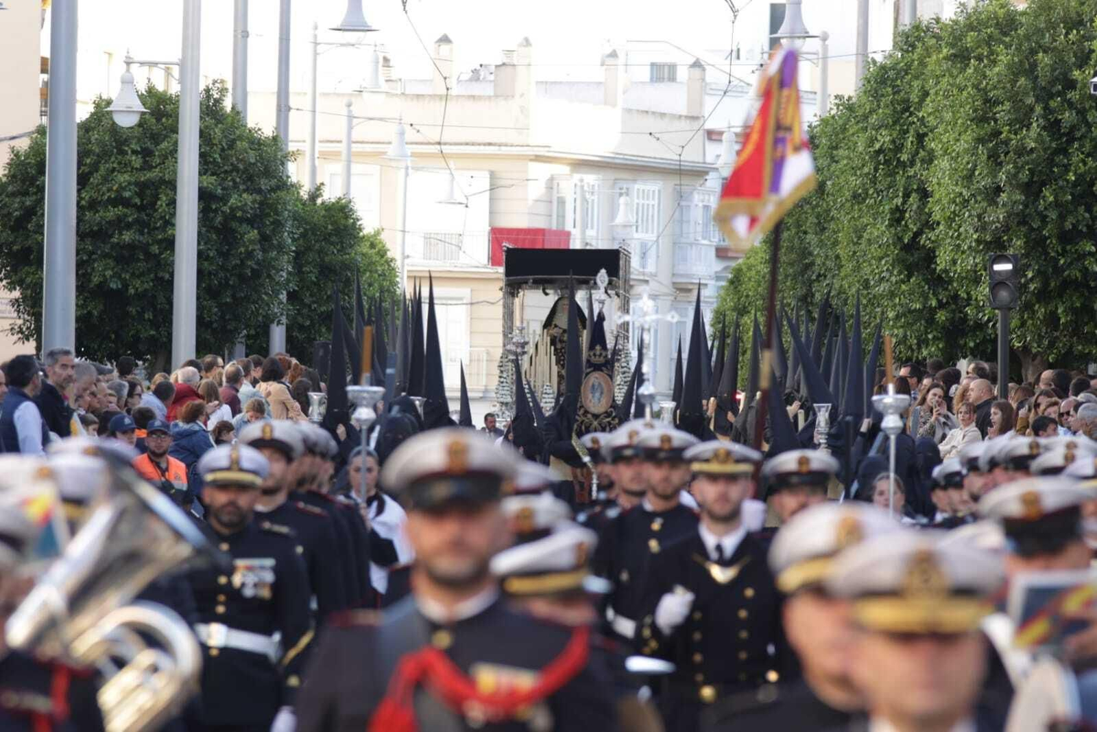 Las imágenes de la procesión del Santo Entierro de la Semana Santa de San Fernando 2023