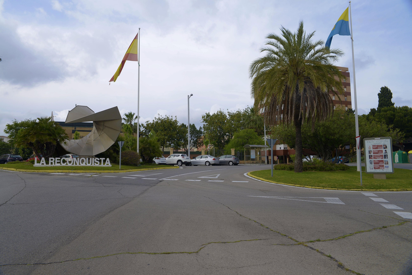 Fotos de las calles de Algeciras ern pleno confinamiento