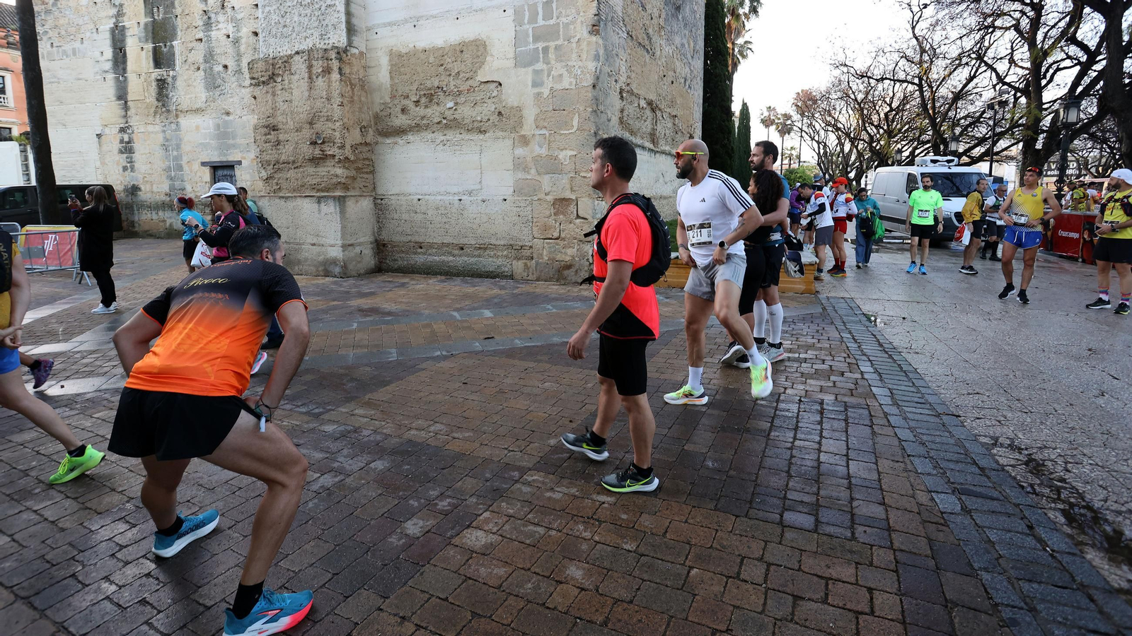 Búscate en la Sherry Maratón 2025 de Jerez (I)