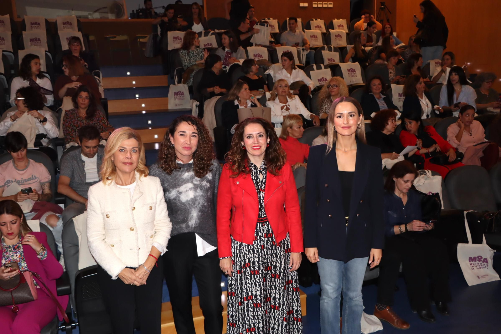 Paola Laynez, María Montagut, Inmaculada López y Loly Cruz.
