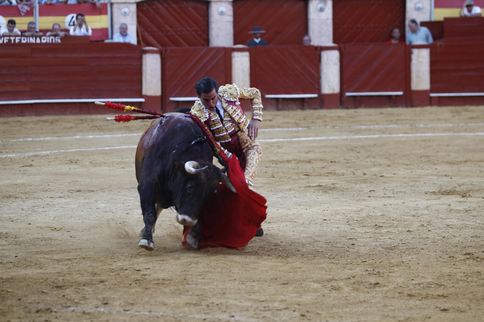 Las mejores imágenes de los toreros Fortes, Juan Ortega y David de Miranda en la Feria de Almería 2025