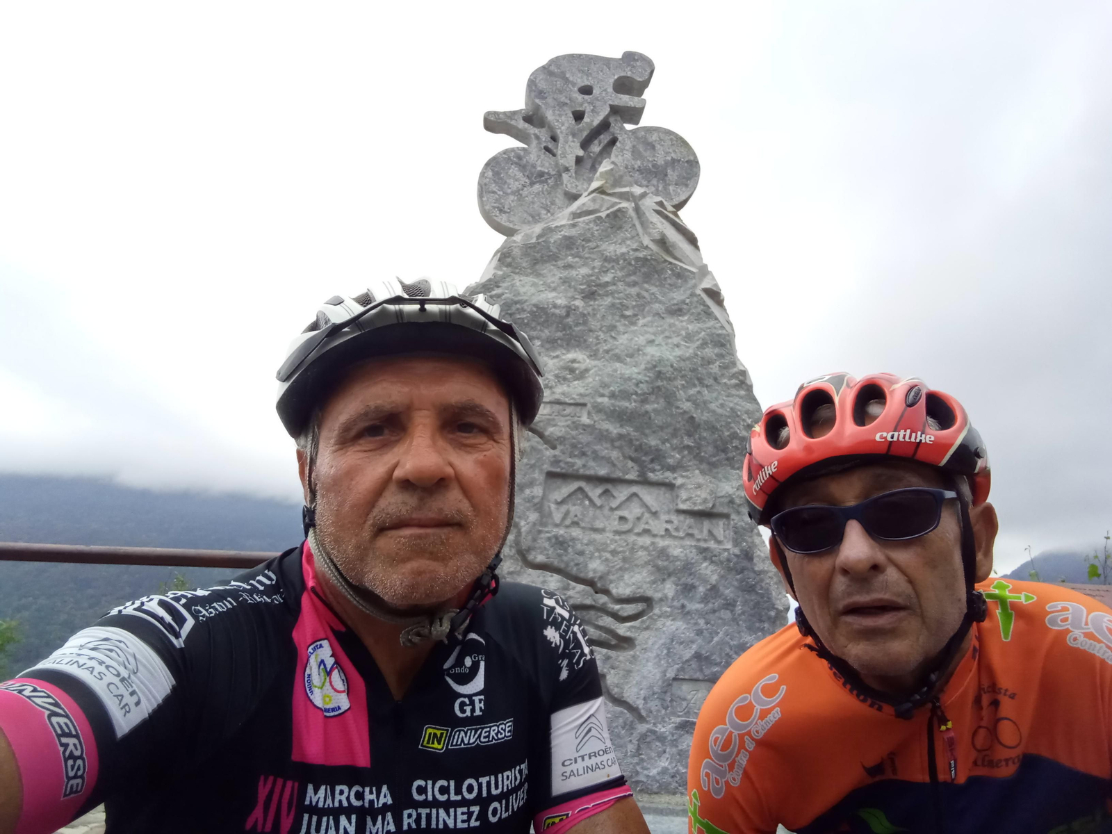 Fotogalería de la Transpirenaica de cuatro almerienses.