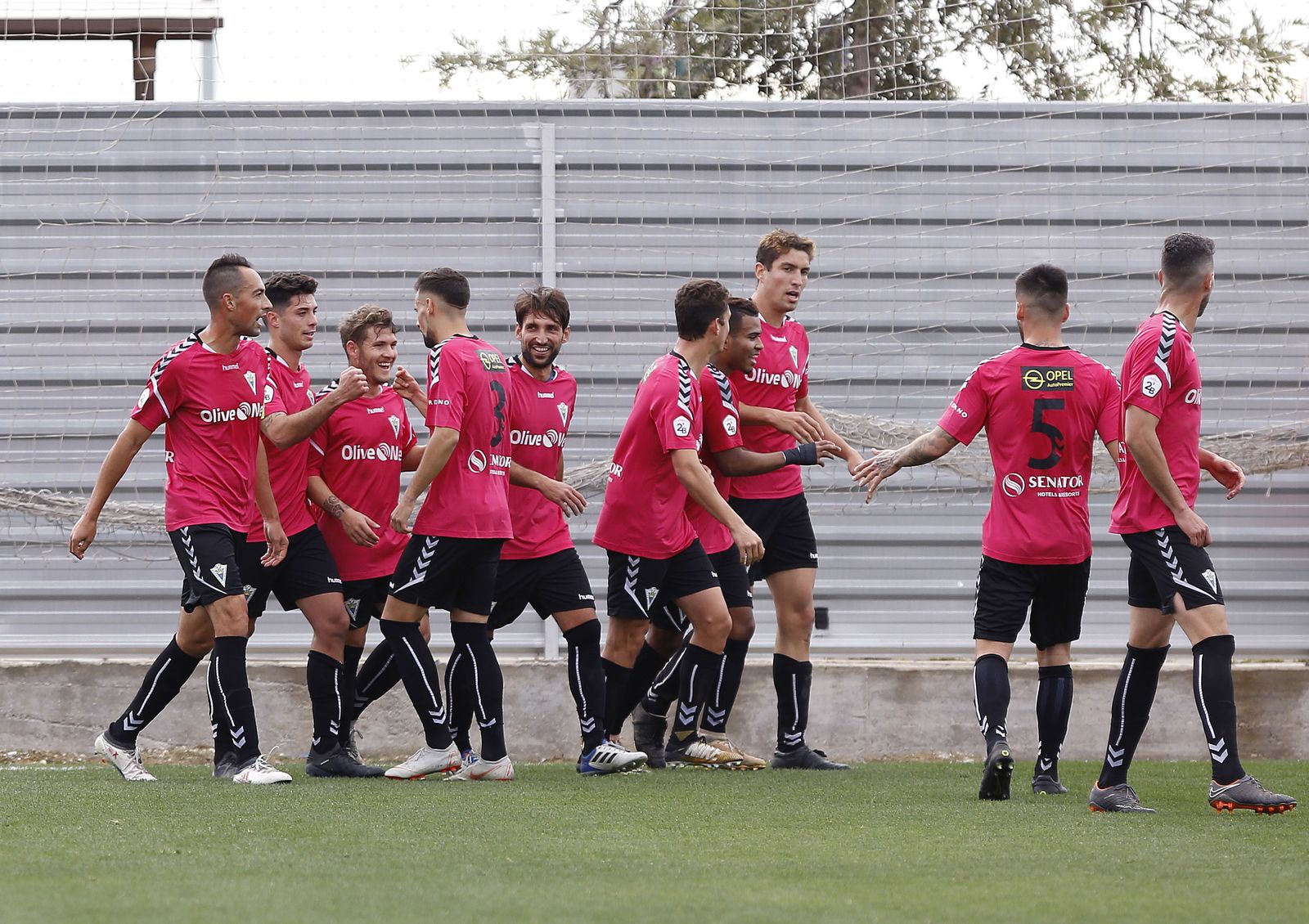 Las fotos del derbi malagueño de Segunda B