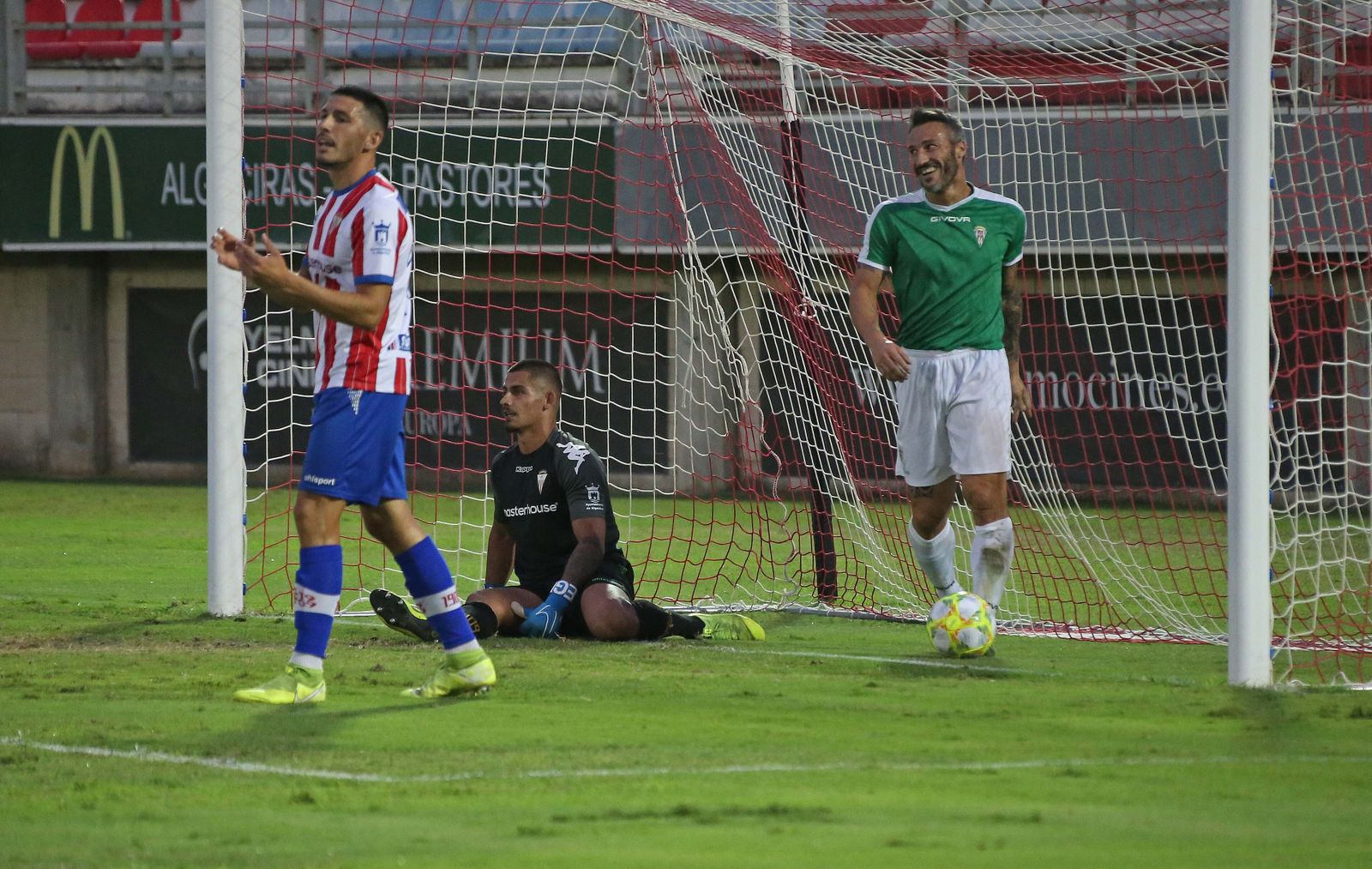 Las fotos de la victoria del Córdoba CF en Algeciras