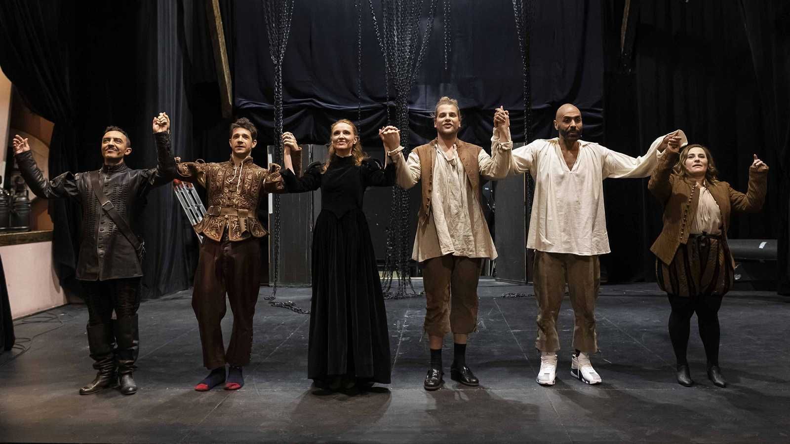 Actores y monitores de 'A este paso (no) estrenamos'