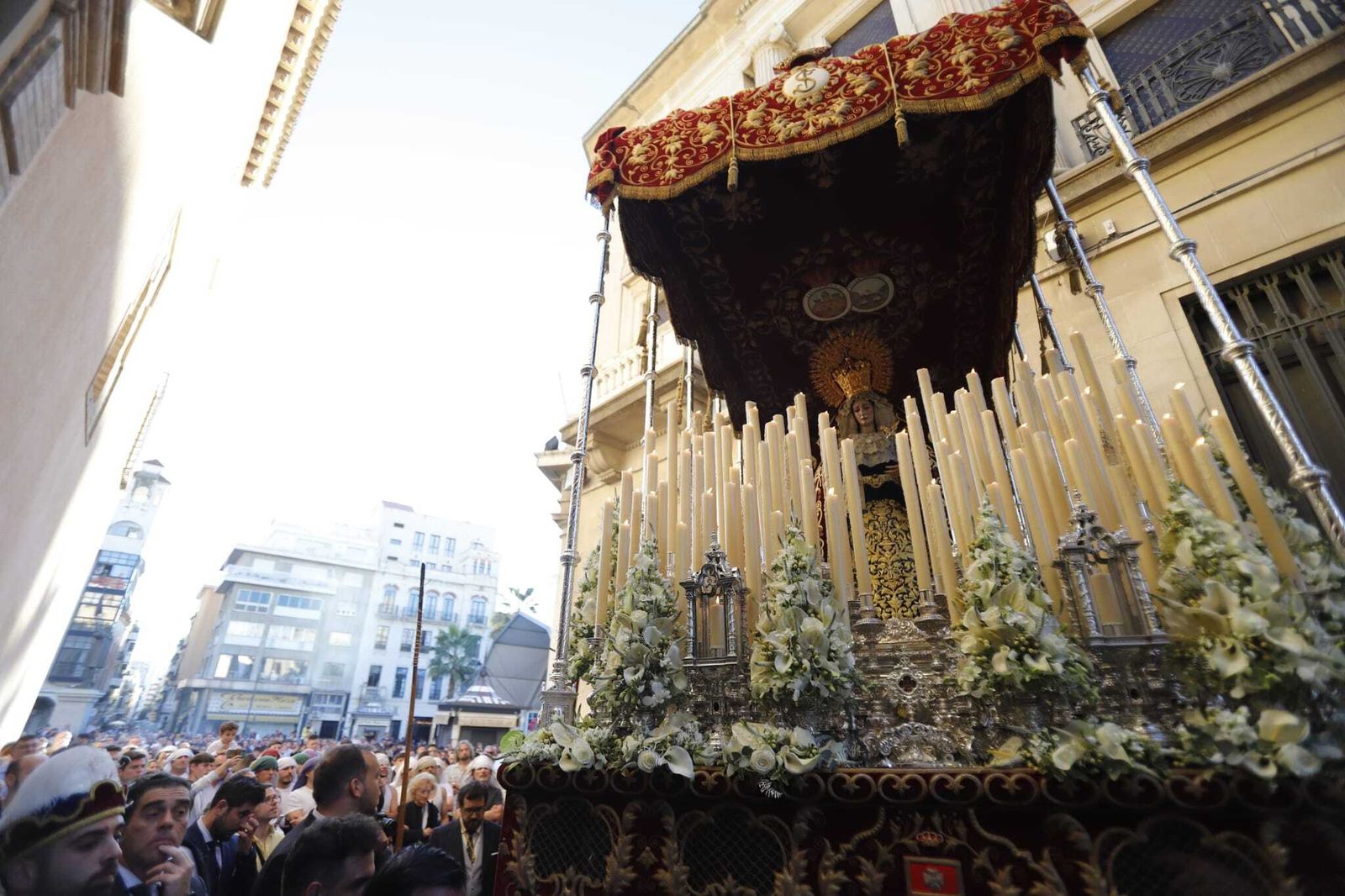 Imposición de la Medalla de Oro de Huelva a la Virgen de los Dolores