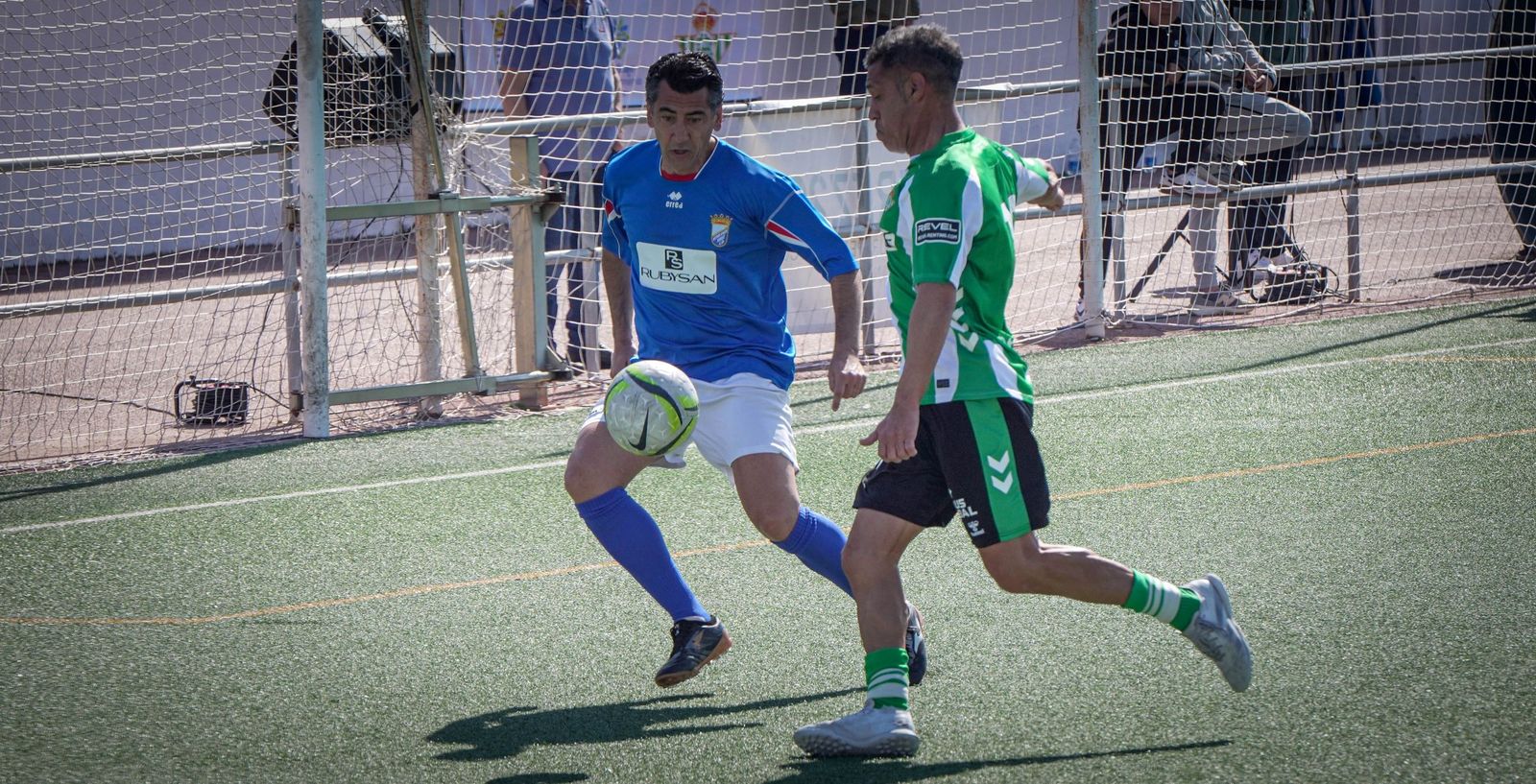 Imágenes del partido de Veteranos del Xerez CD y el Betis
