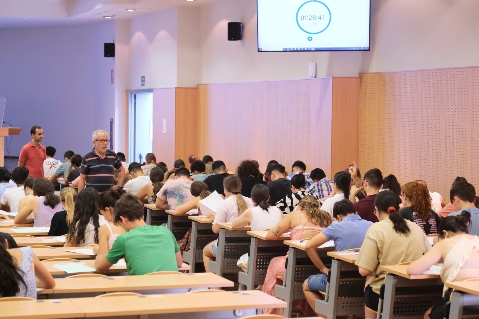 El primer día de la Selectividad extraordinaria de julio en Córdoba, en imágenes