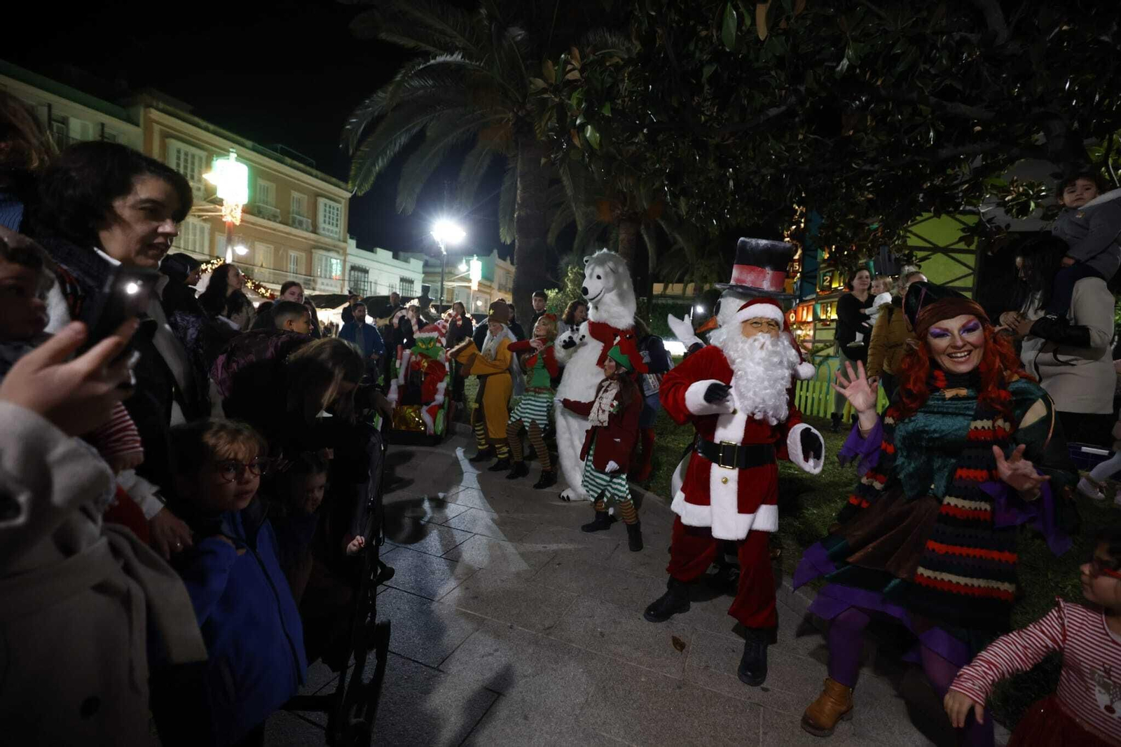 Pasacalles de Asihtur en la Navidad de San Fernando