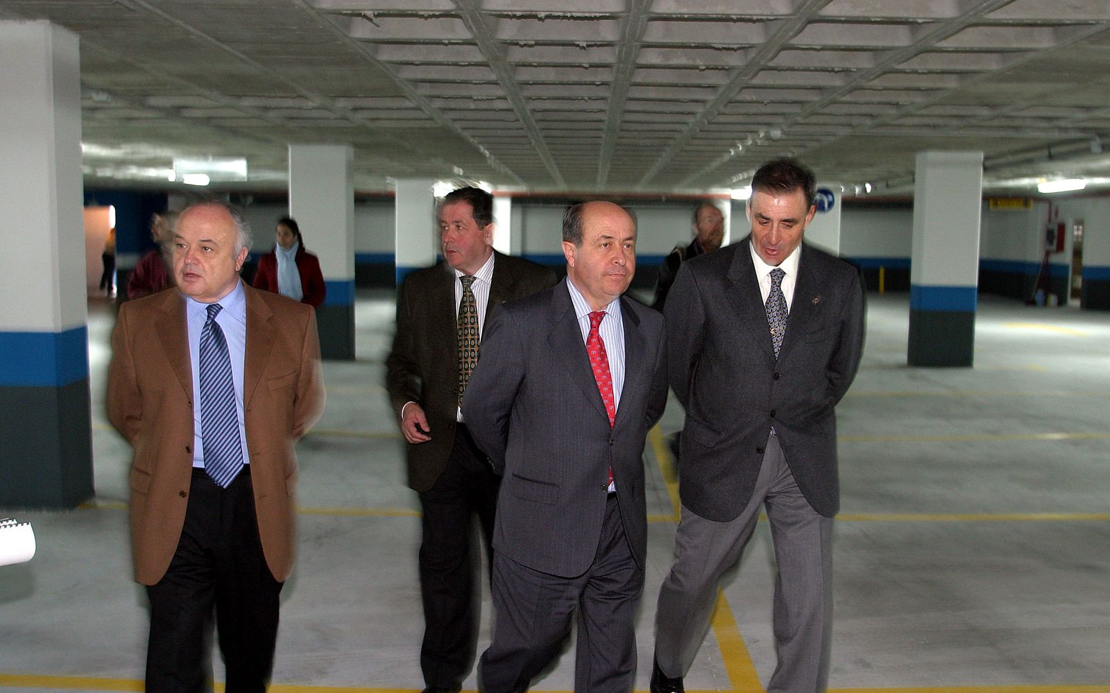 El Ayuntamiento autoriza la venta de dos grandes aparcamientos investigados en el caso Nazarí