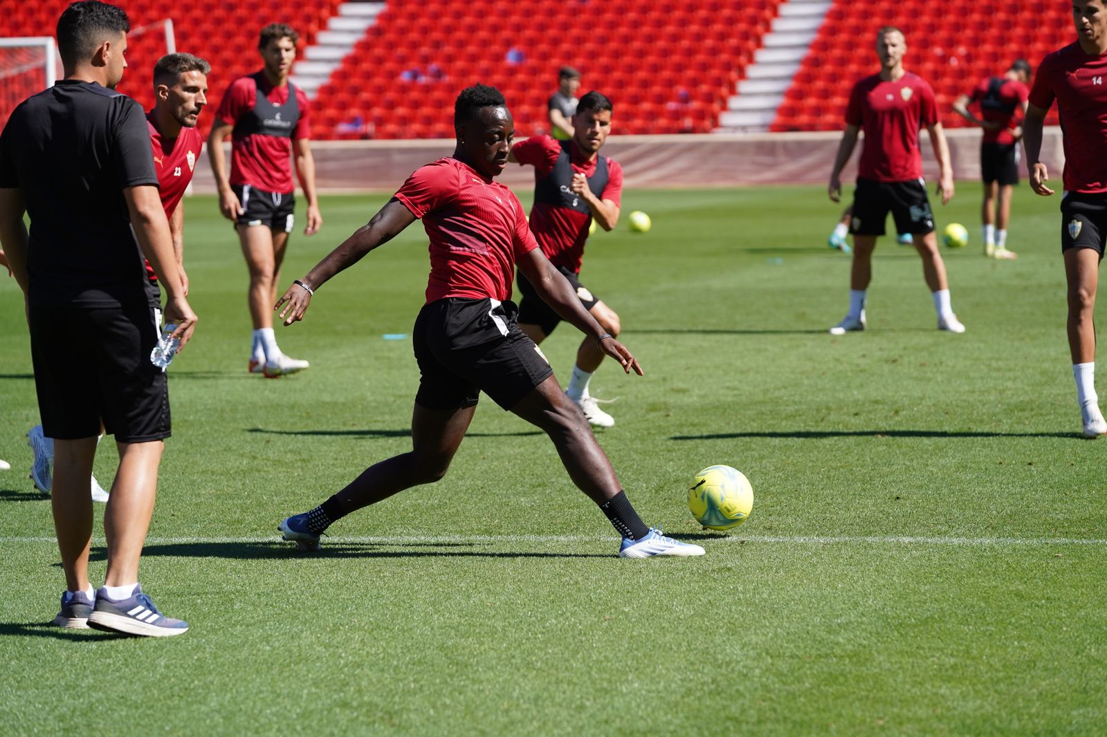 Imágenes del entrenamiento del viernes 28
